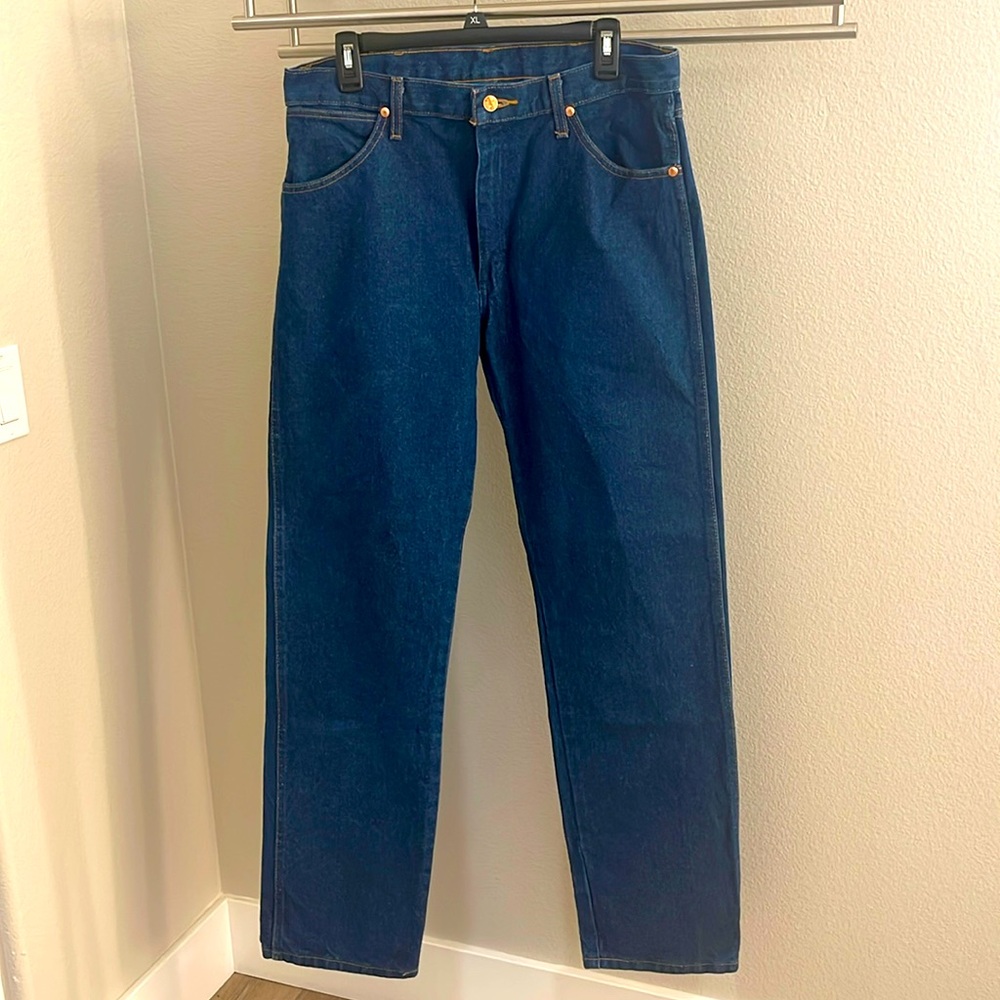 Wrangler men’s stiff denim bootcut jeans